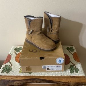 NIB UGG Meadow Chestnut Boots